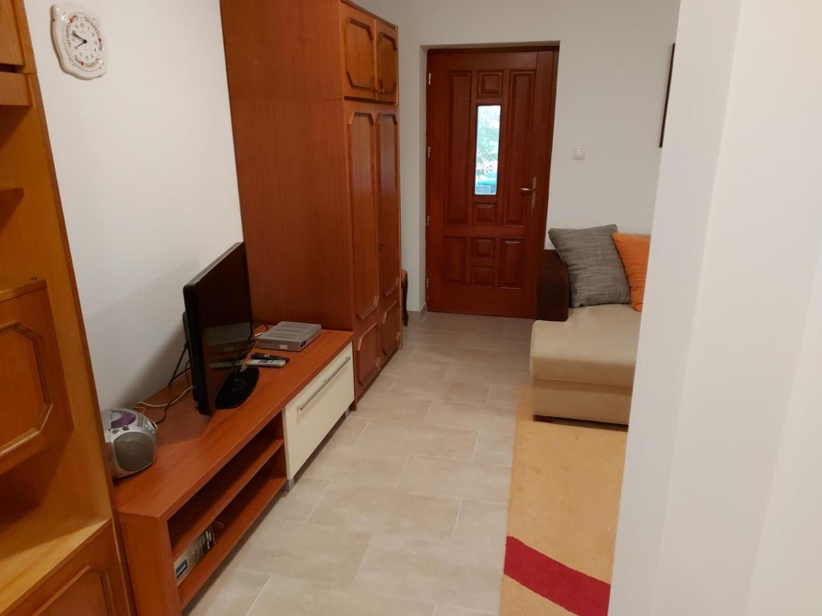 Apartmán Nyugalom Szigete 2 Fos Apartman 1 Haloterrel Vertessomlo Exteriér fotografie